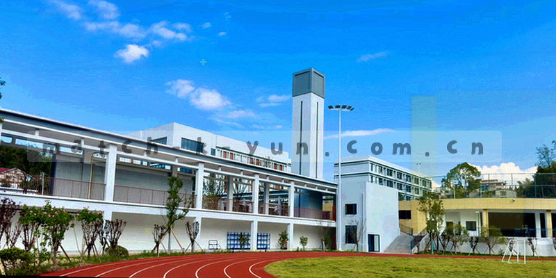 多个足球联赛徽标平铺展示，代表45个联赛数据覆盖范围